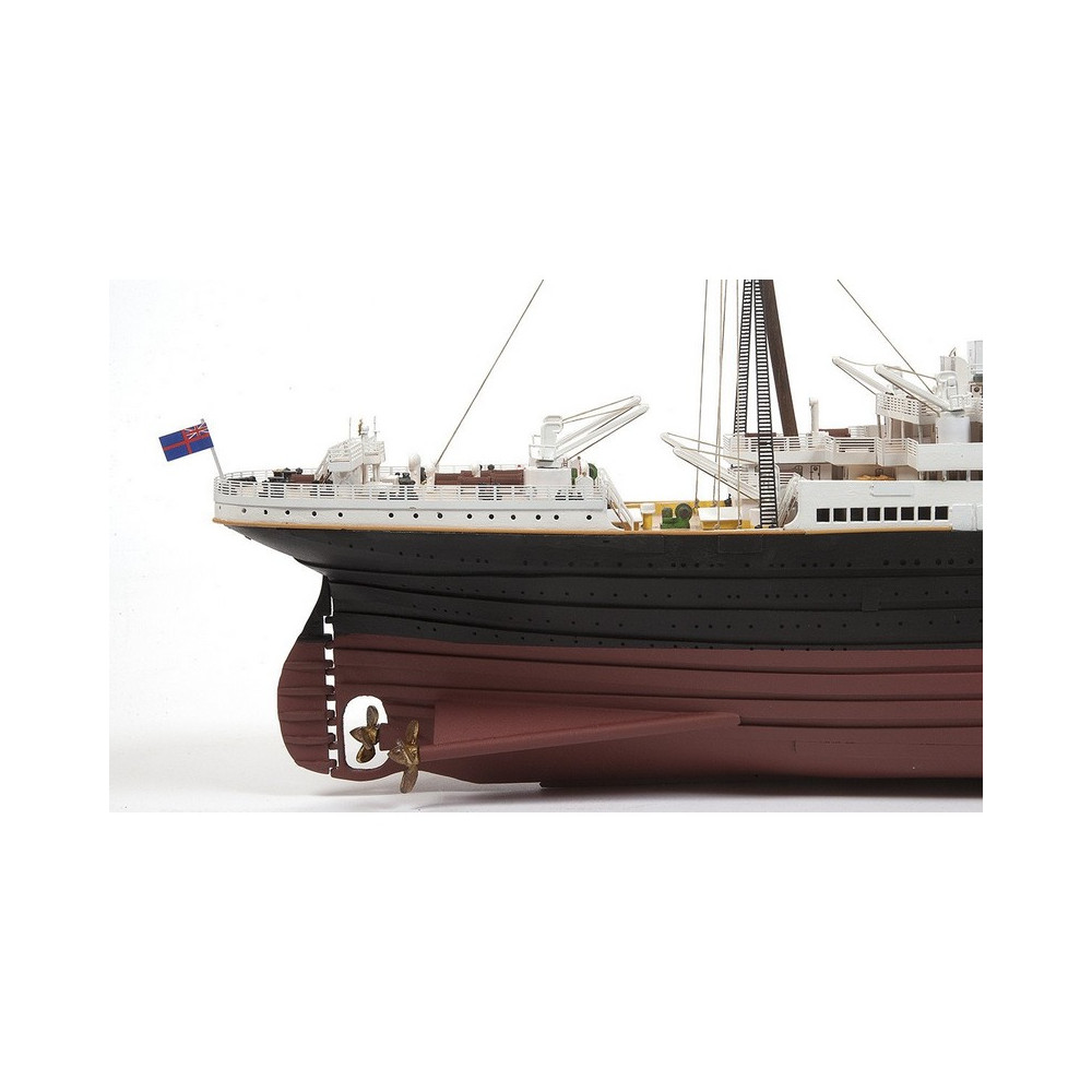 Maquette bateau en bois : RMS Titanic