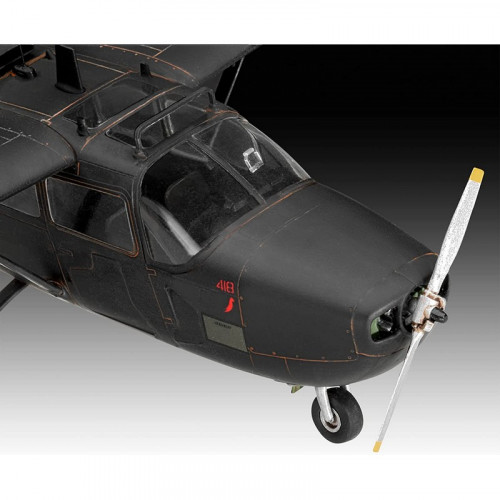 ODETOJOY Porte-clés en métal avec breloque en forme d'avion de combat,  cadeau de remerciement, modèle de chasseur F16, Avion civil, Medium :  : Mode