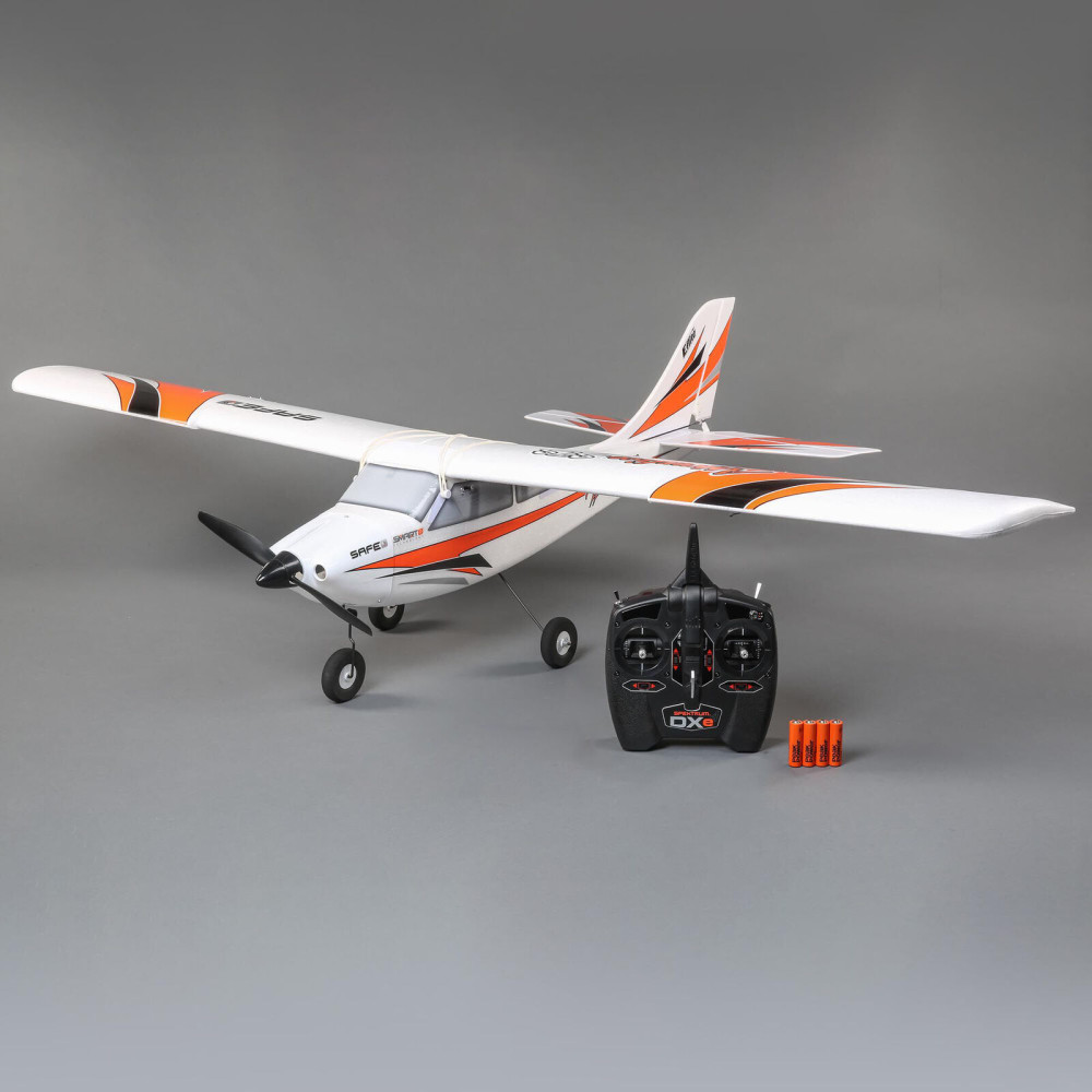 Avion de début télécommandé Apprenti STS 1.5m RTF Smart Trainer avec SAFE -  EFL370001