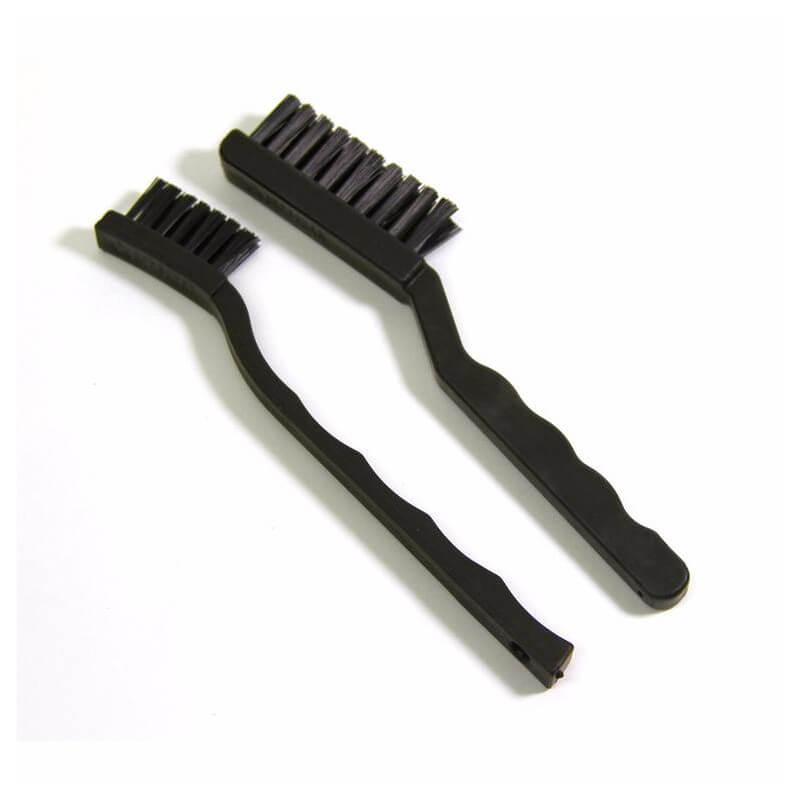 2 Brosses de nettoyage chéssis courte et medium