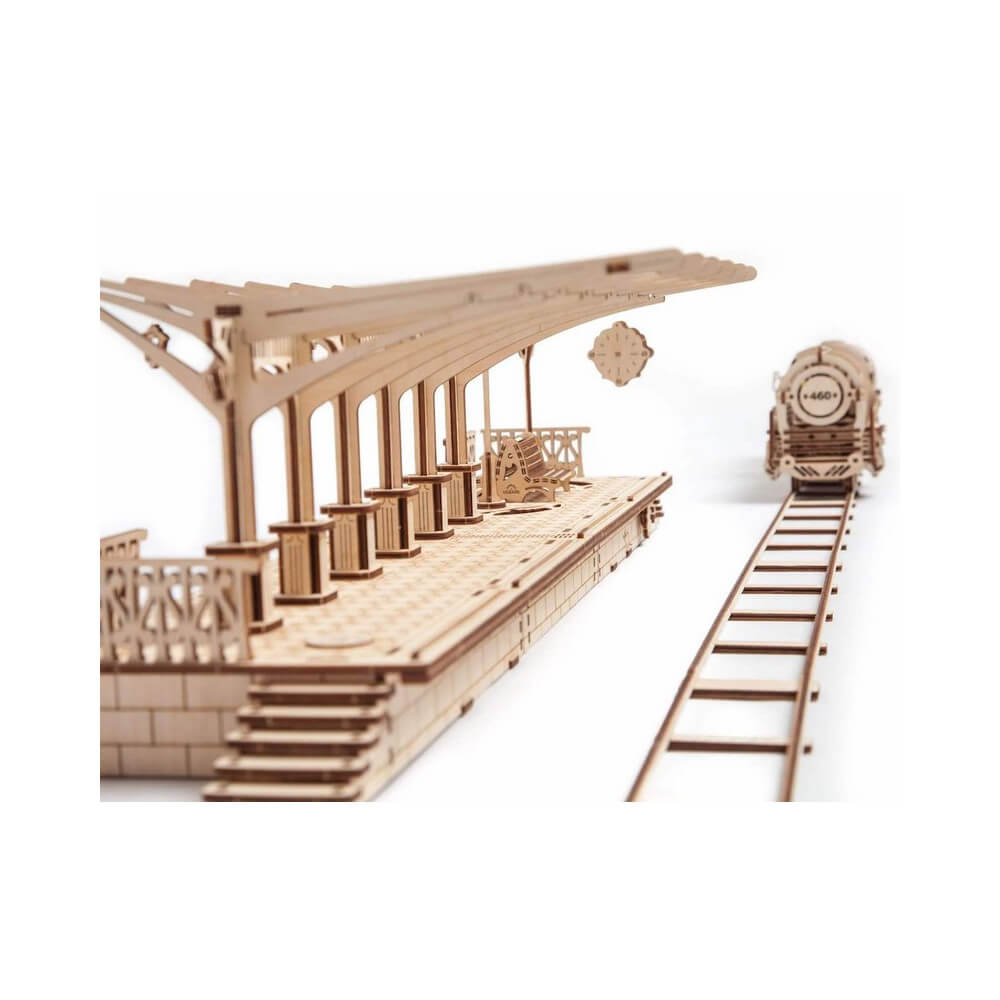 Perron de gare - Puzzle 3d Mécanique en bois - Ugears 70013